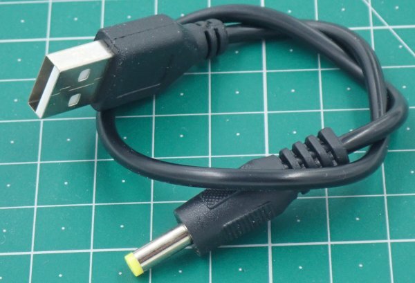 4.0mm/1.7mm DCプラグ付きUSBケーブル 30cm psp、デジカメ、ポータブルナビ等