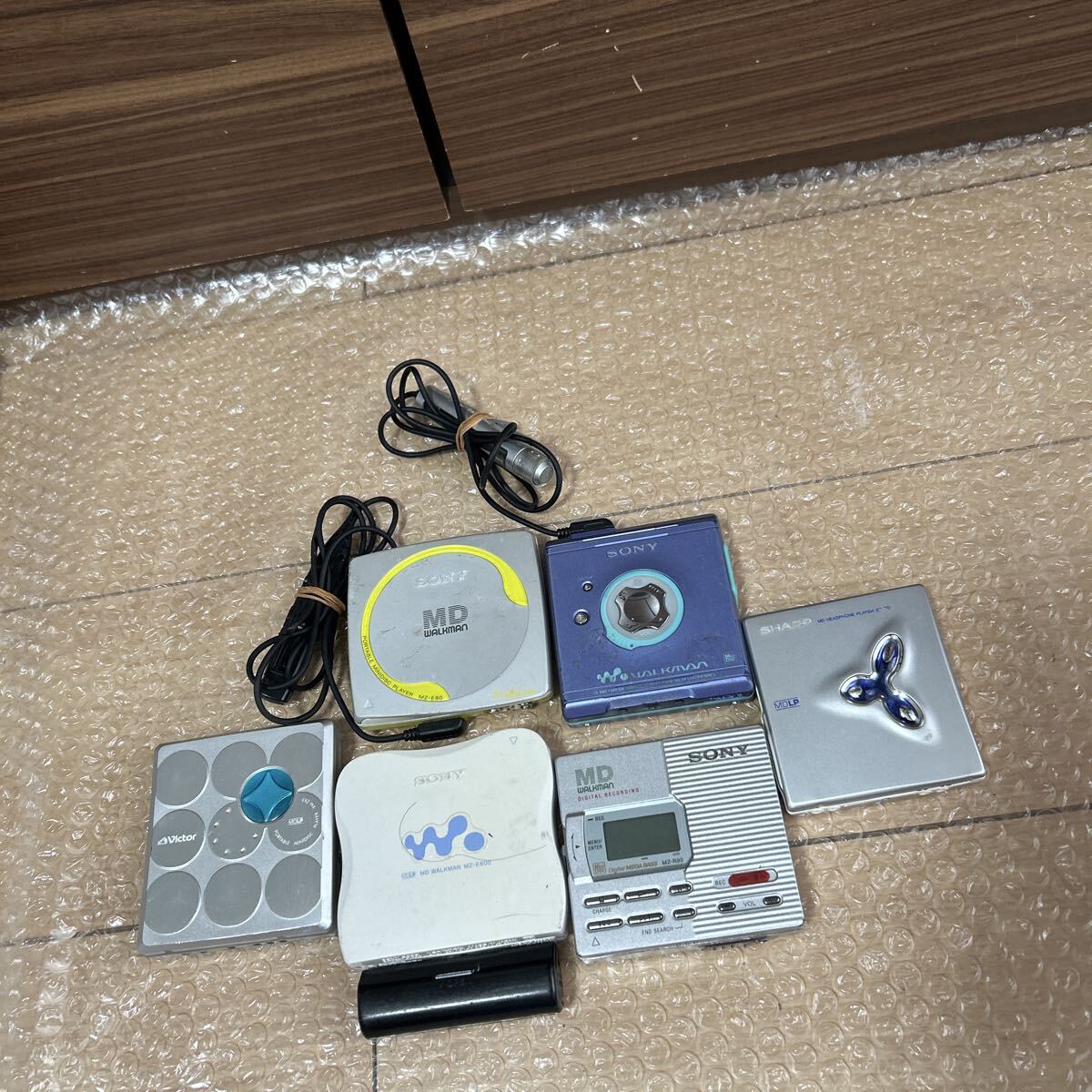 SONY WALKMAN MZ-(E501+E80+E600+R90) SHARP MD-ST770-S & Victor XM-ZX5 MDプレーヤー6点セットジャンク