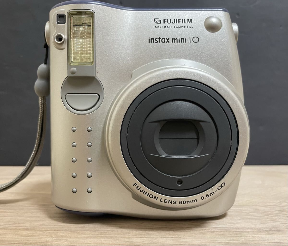 FUJIFILM instax mini 10 インスタントカメラ
