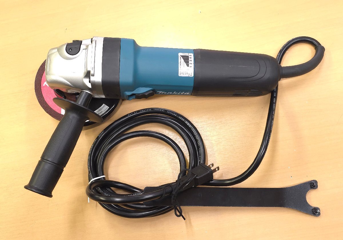 新品 未使用品 マキタ 125mm 電子ディスクグラインダ GA5041C　 makita 電動工具