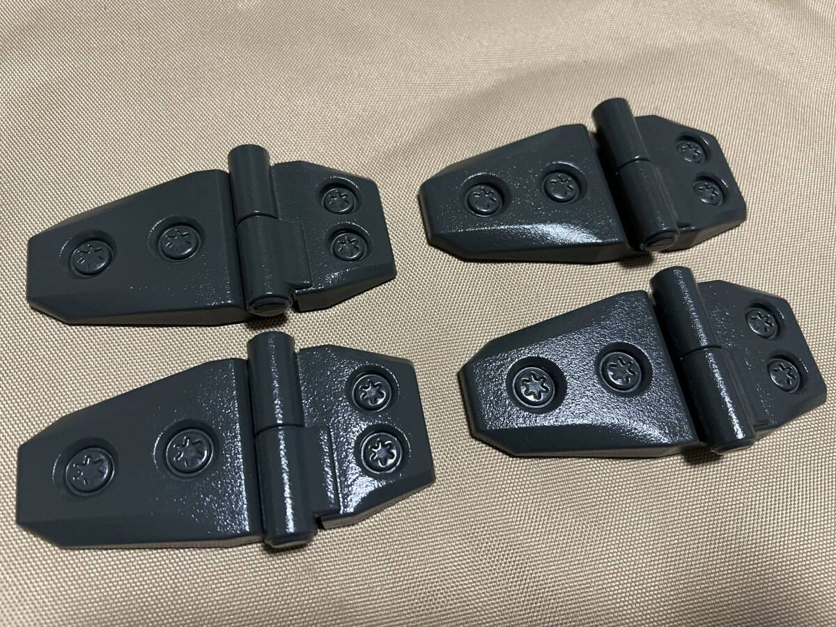 スズキ　ジムニー JIMNY ダミードアヒンジ　ジャングルグリーン色　未使用