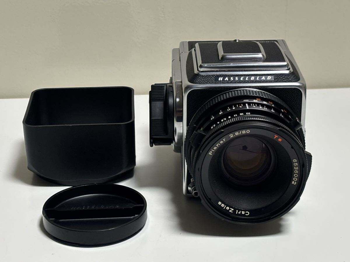 美品　HASSELBLAD ハッセルブラッド 500C/M Carl Zeiss Planar T＊ 80mm F2.8 中判フィルムカメラ 2563