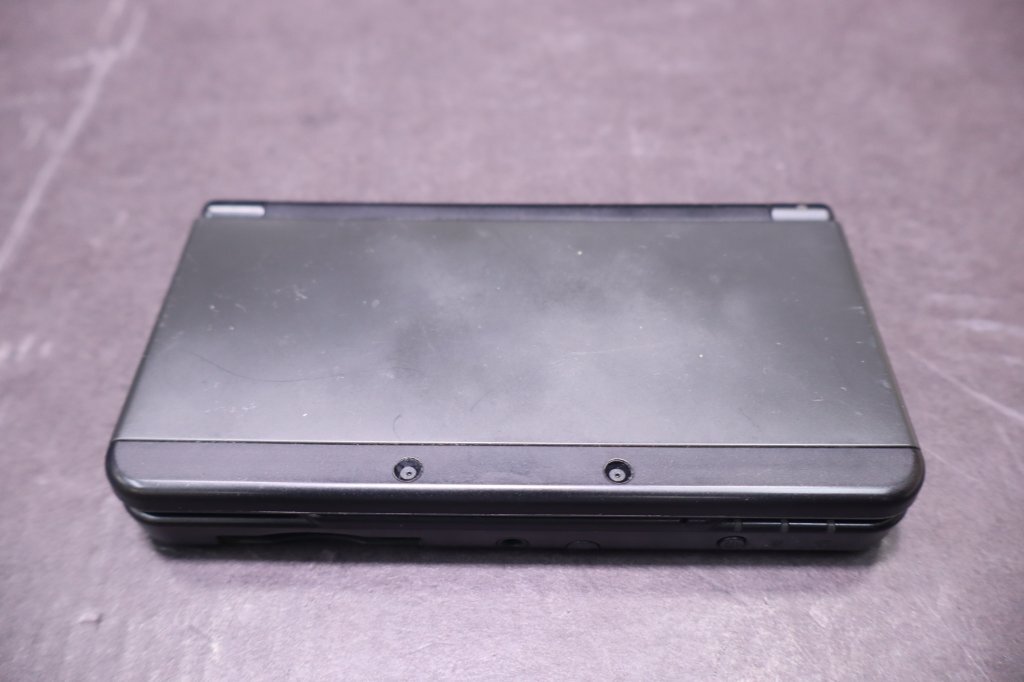X721【ジャンク品】New ニンテンドー3DS 本体のみ
