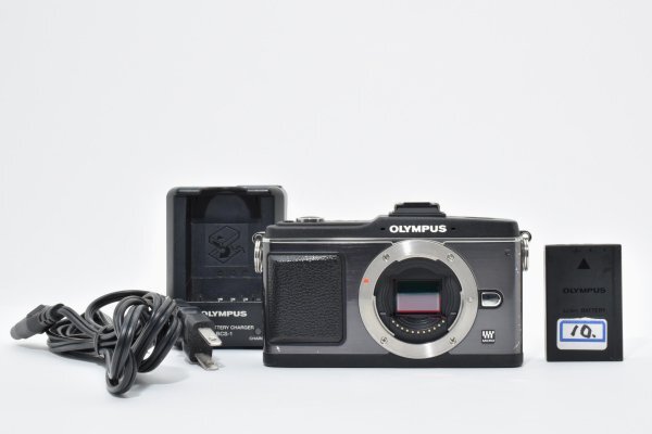 ADS8393★ ショット数 3,538枚 美品 ★ OLYMPUS オリンパス PEN E-P2 ボディ ミラーレス一眼カメラ