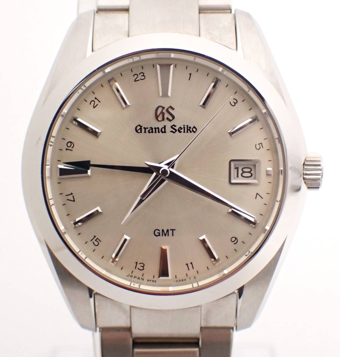 Grand Seiko(グランドセイコー) ヘリテージコレクションGMT 9F86-0AF0/SBGN011 SS QZ クォーツ メンズ シルバー文字盤