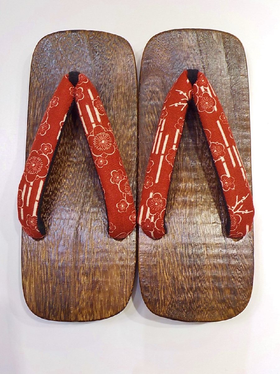 弐8814RM 男性焼き桐下駄Ｍ～Lサイズ25.5cm К朱色の槍梅 大人柄 浴衣姿にもお勧め
