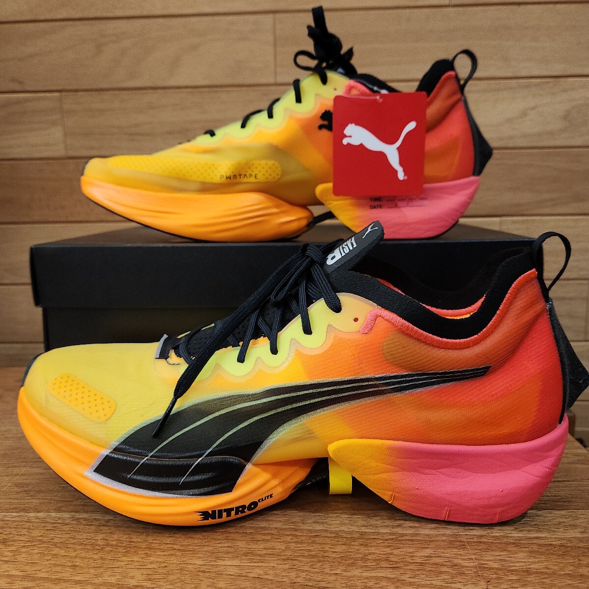 売り切り！ 29cm 新品正規品 プーマ(PUMA) ランニングシューズ FAST-R ニトロ エリート ファイアーグロー 377598 01 レーシング用 厚底