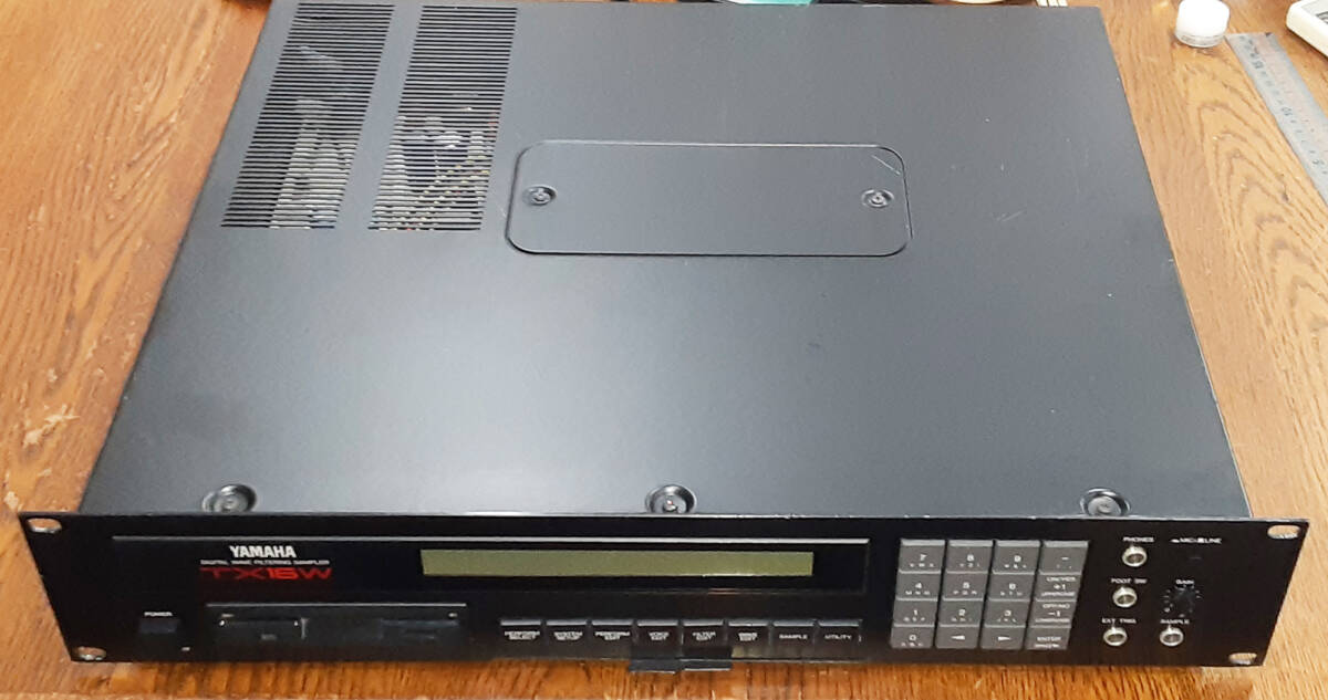 ★YAMAHA TX16W DIGITAL WAVE FILTERING SAMPLER★OK!!★MADE in JAPAN★
