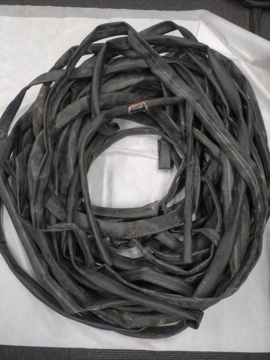 【09】　自転車　古チューブ　25本 バルブ取り外し済み 　14～27インチ / 廃チューブ