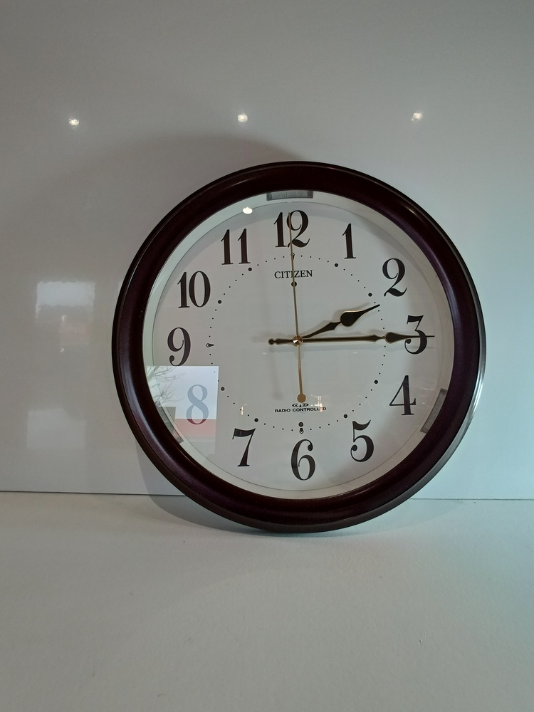 C120【中古】CITIZEN 電波掛時計 4MYA36-0 暗所自動点灯 夜眠る秒針 茶メタリック