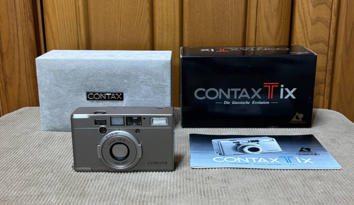 Contax Tix APSカメラ