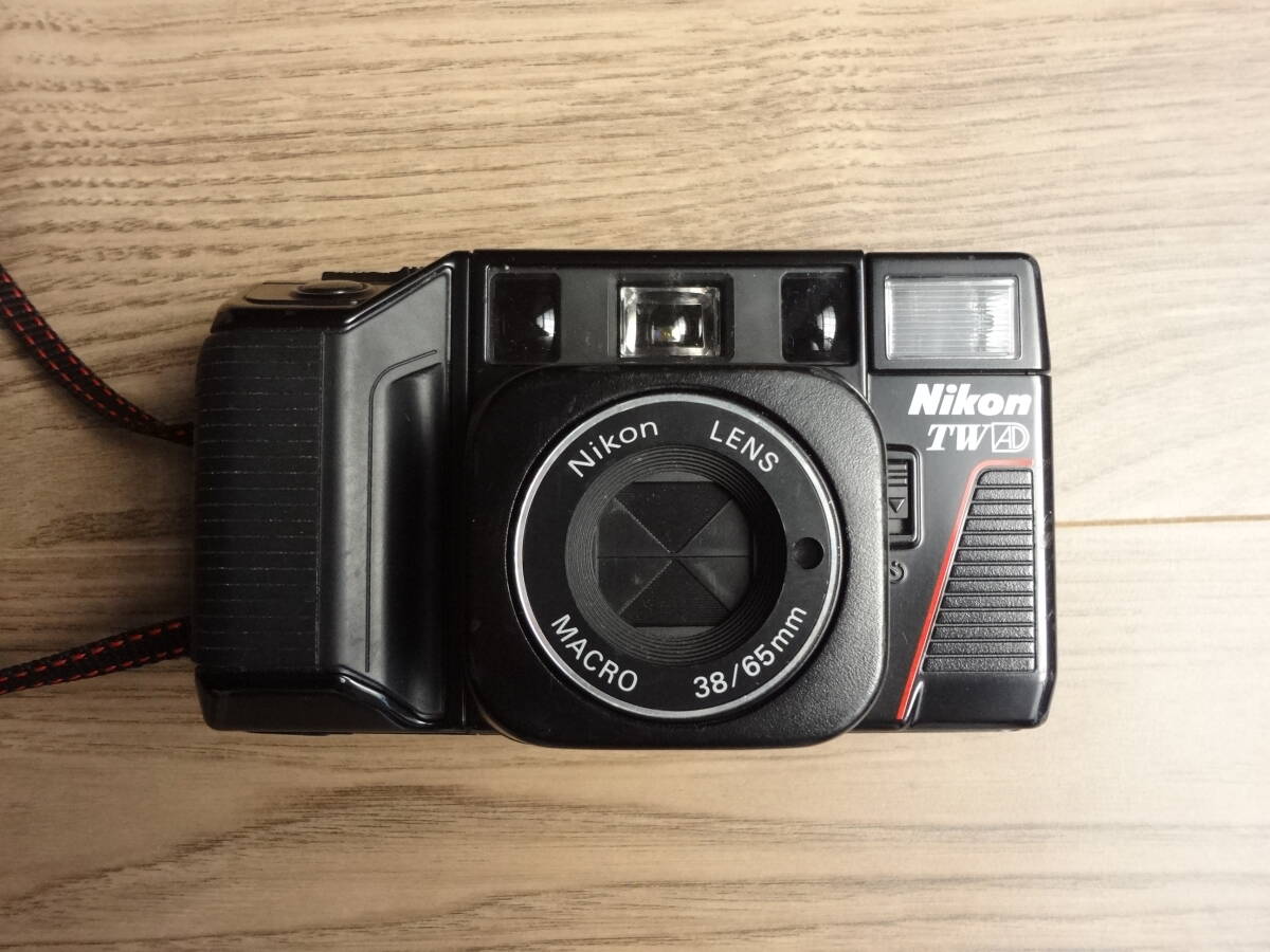 ニコン Nikon L35 TWAD （ピカイチ） 35mm コンパクトフィルムカメラ / MACRO 38/65mm