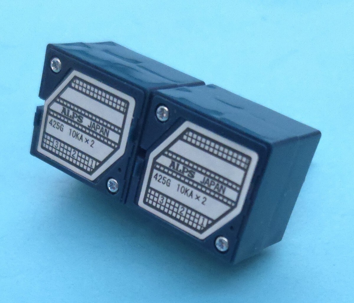 即納30日保証 基板おまけ有 10K 2個 新品正規品 アルプス ALPS 2連 ボリューム クリックなし RK27 15A 溝軸 操作部25mm Aカーブ