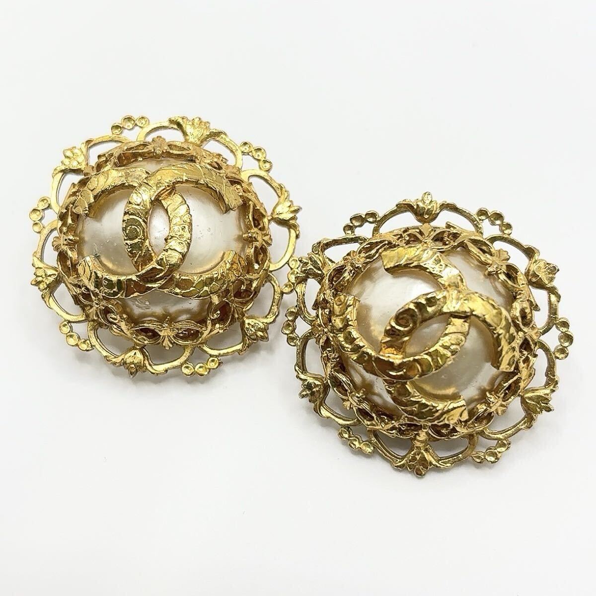 CHANEL シャネル ヴィンテージ 溶岩 ココマーク バロックパール ゴールド ホワイト メタル イヤリング 28刻印 レディース 