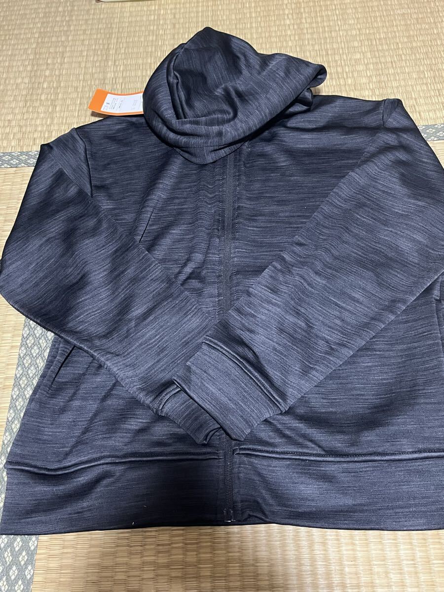 【新品未使用】しまむら　ファイバーヒート　 フルジップ パーカー 黒 M