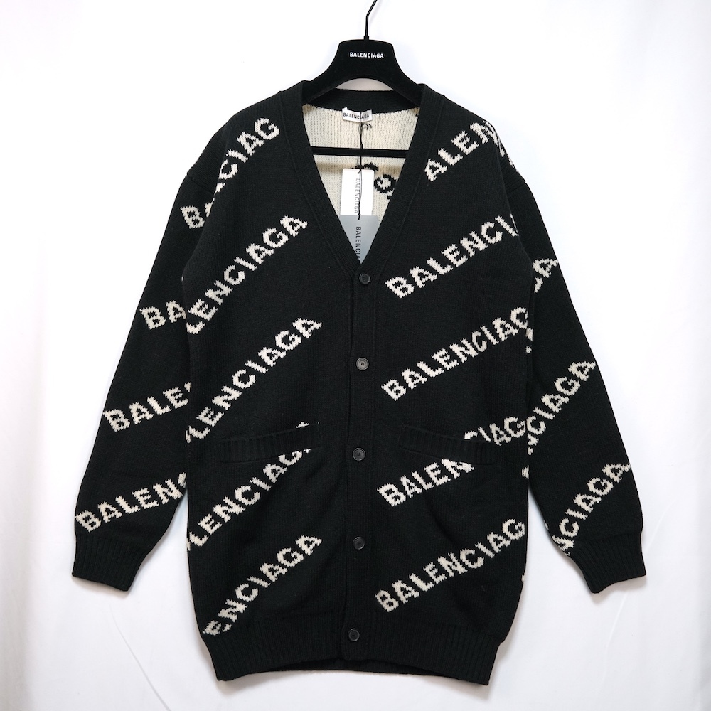 BALENCIAGA バレンシアガ All Over Logo CARDIGAN オールオーバー ロゴ カーディガン Sサイズ ブラック ホワイト 555275T1471