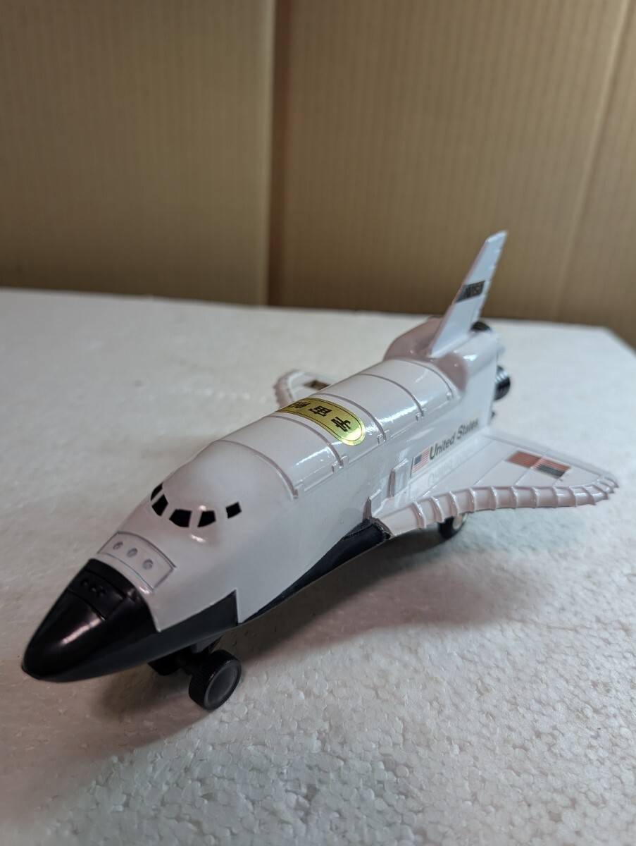 昭和レトロ 1970年代 当時物 ブリキ 東京プレイシング商会 NASA スペースシャトル ディスカバリー プルバック 宇宙船 MADE IN JAPAN