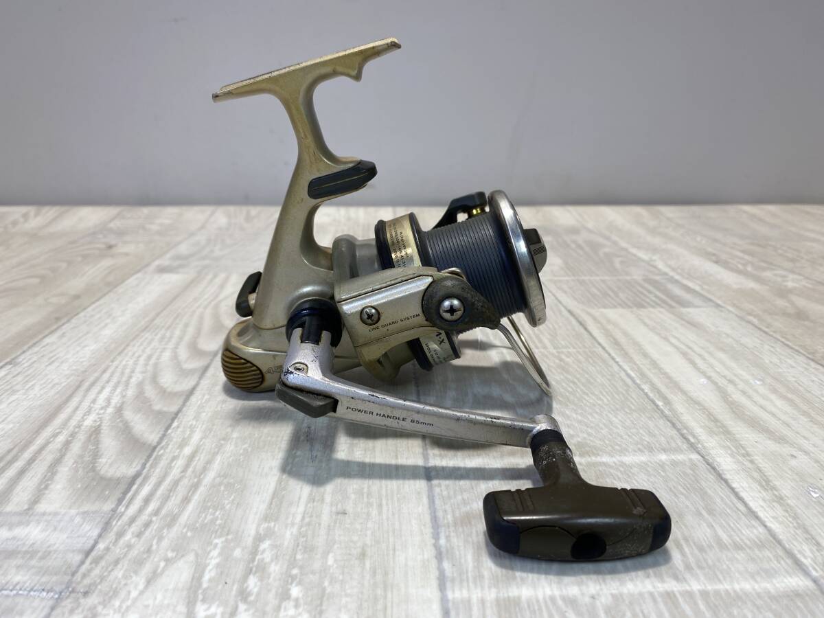 ☆Daiwa スピニング リール 釣具 EMBLEM-X 4500T 【 未確認/ 現状品 】 （PN6C-39）