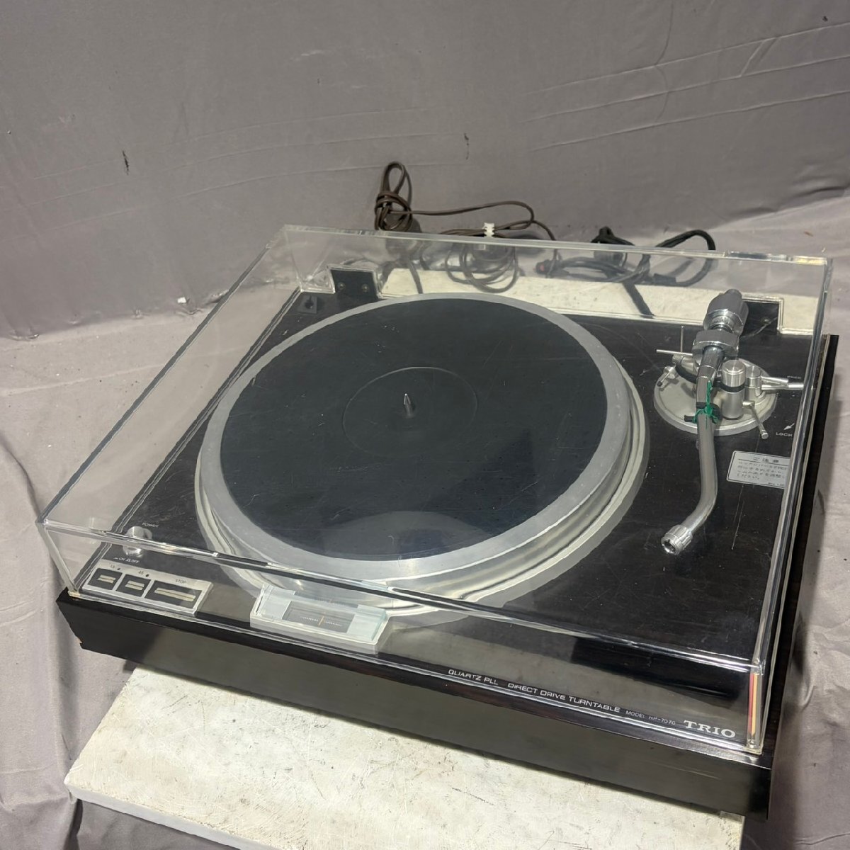 【J】 TRIO KP-7070 ターンテーブル トリオ 194546