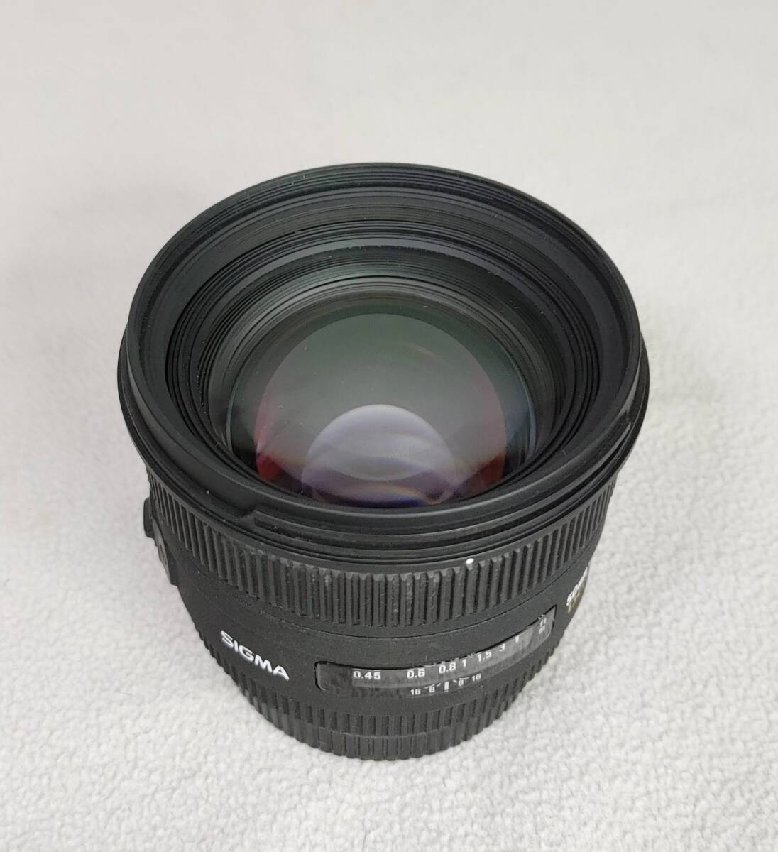 SIGMA 単焦点標準レンズ 50mm F1.4 EX DG HSM/Canon EF用