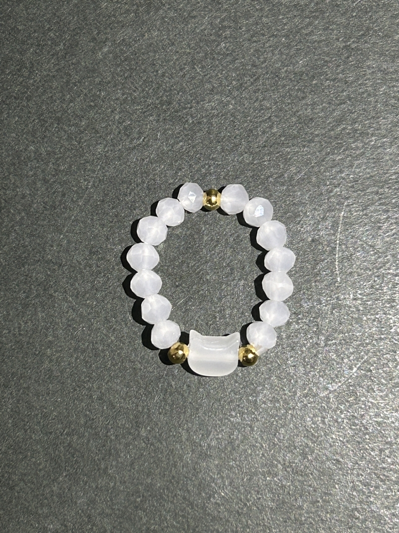 新品 ビーズリング ネコ 猫 キャット 指輪 レディース アクセサリー ホワイト 白 かわいい プレゼント ギフト