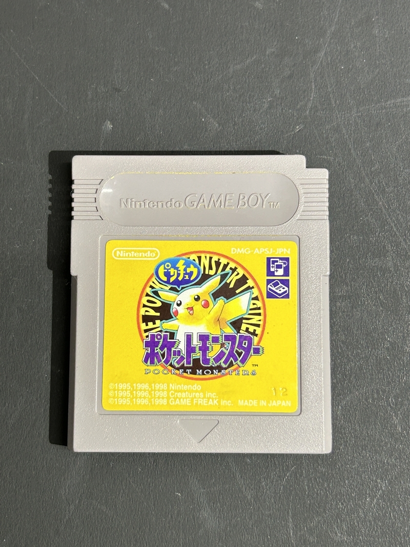 ● コレクター必見 レトロ 当時物 GAMEBOY ゲームボーイ カセット ポケットモンスター ピカチュウ ソフト ゲーム コレクション Hs135