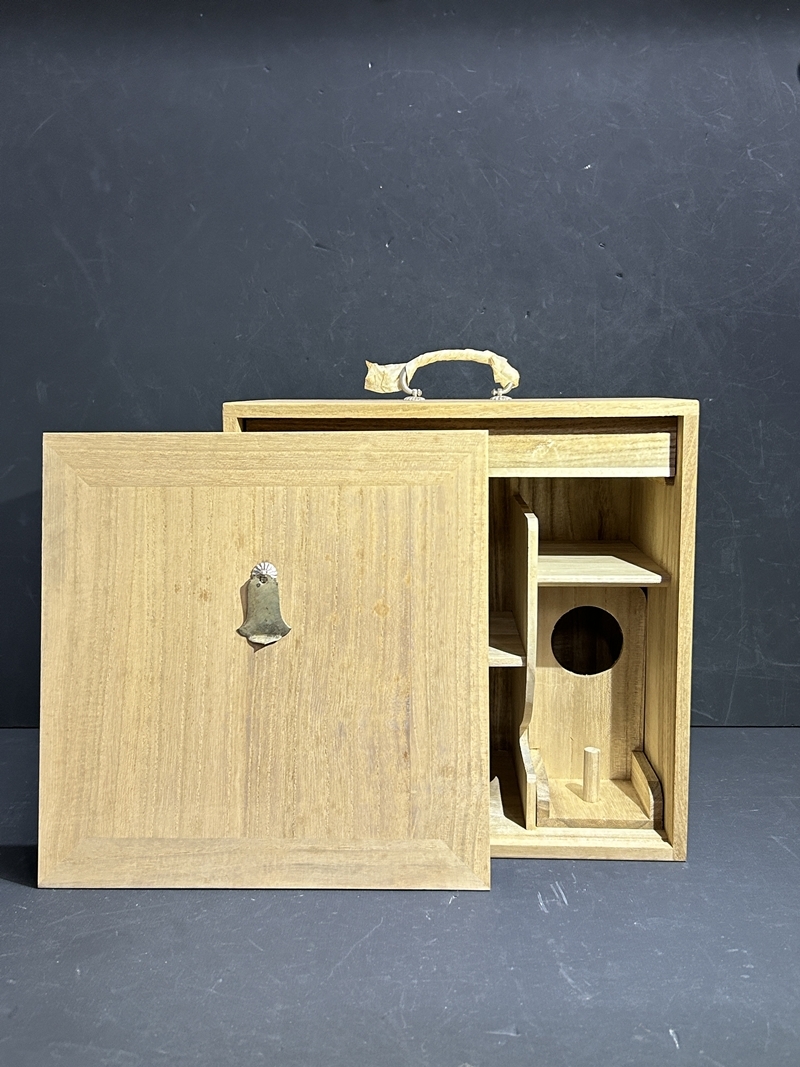 ● コレクター必見 茶道具 茶箱 木箱 桐箱? 箱のみ 収納 コレクション Hs165