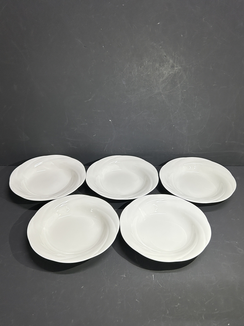 ● コレクター必見 未使用 Noritake ノリタケ ENSEMBLE WHITE ボウル スープ皿? 5客 白 ホワイト 洋食器 元箱 Hs166