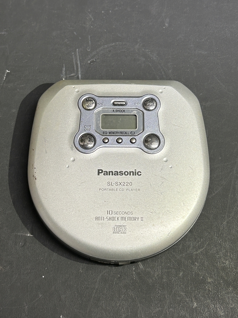 ● コレクター必見 Panasonic パナソニック ポータブルCDプレーヤー SL-SX220 CDプレーヤー ジャンク品 コレクション Hs182