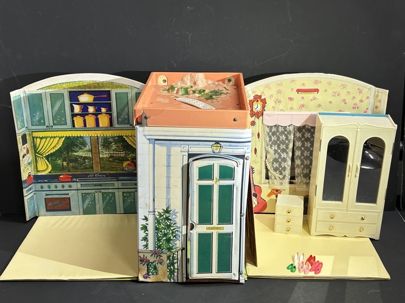 ● コレクター必見 当時物 リカちゃんのマンション 階段付き リカちゃん マンション 着せ替え人形 ハウス コレクション kr952