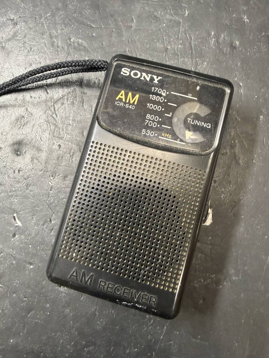 ★コレクター必見 SONY AM RECEIVER ソニー AMレシーバー コンパクトラジオ 携帯ラジオ レトロ コレクション ジャンク 現状品 Au999