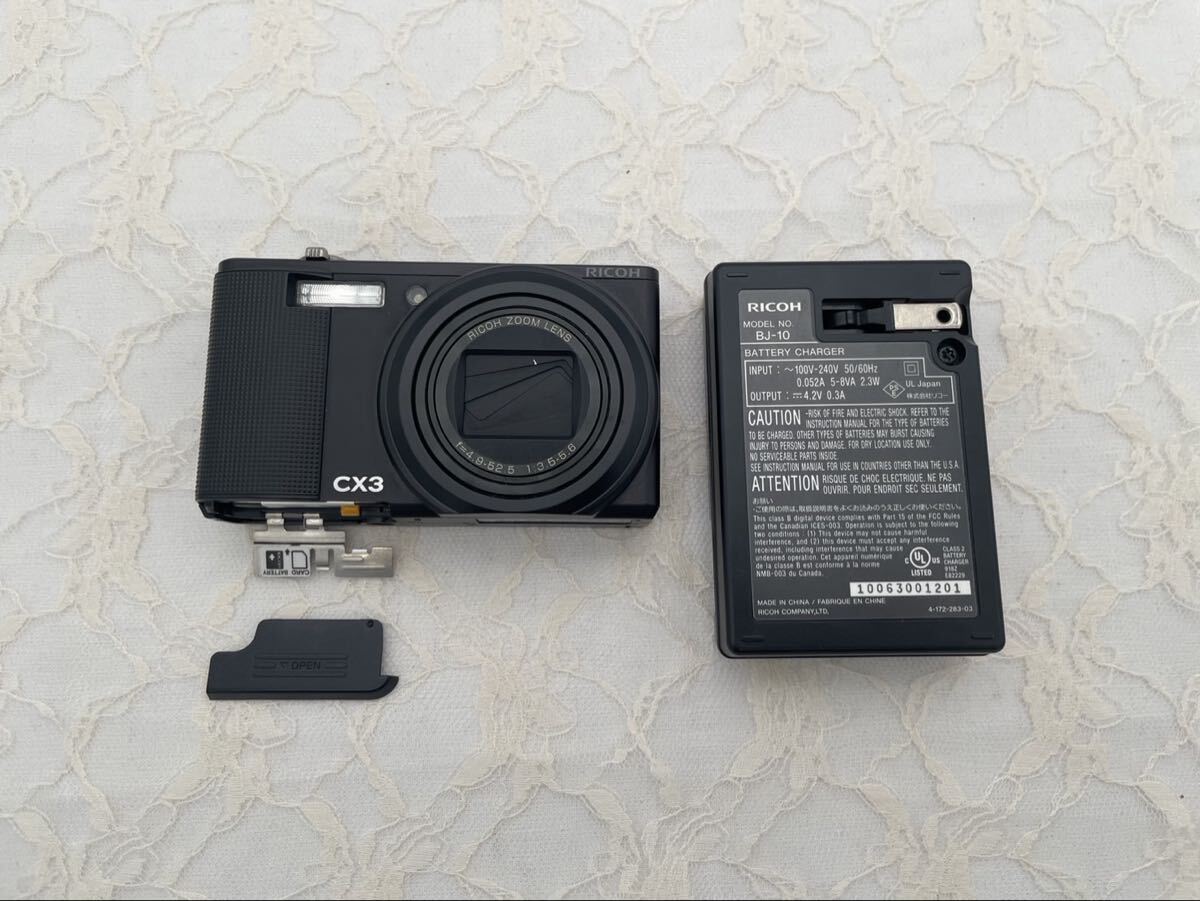 RICOH CX3 デジタルカメラ　ブラック