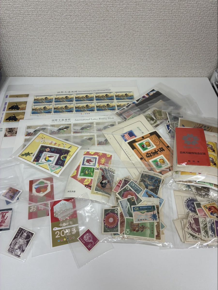 H【2F407他】 未使用 切手おまとめ 額面¥17,385分 おまけ入り シート バラ 切手 記念切手 お年玉 文通週間 バラ切手