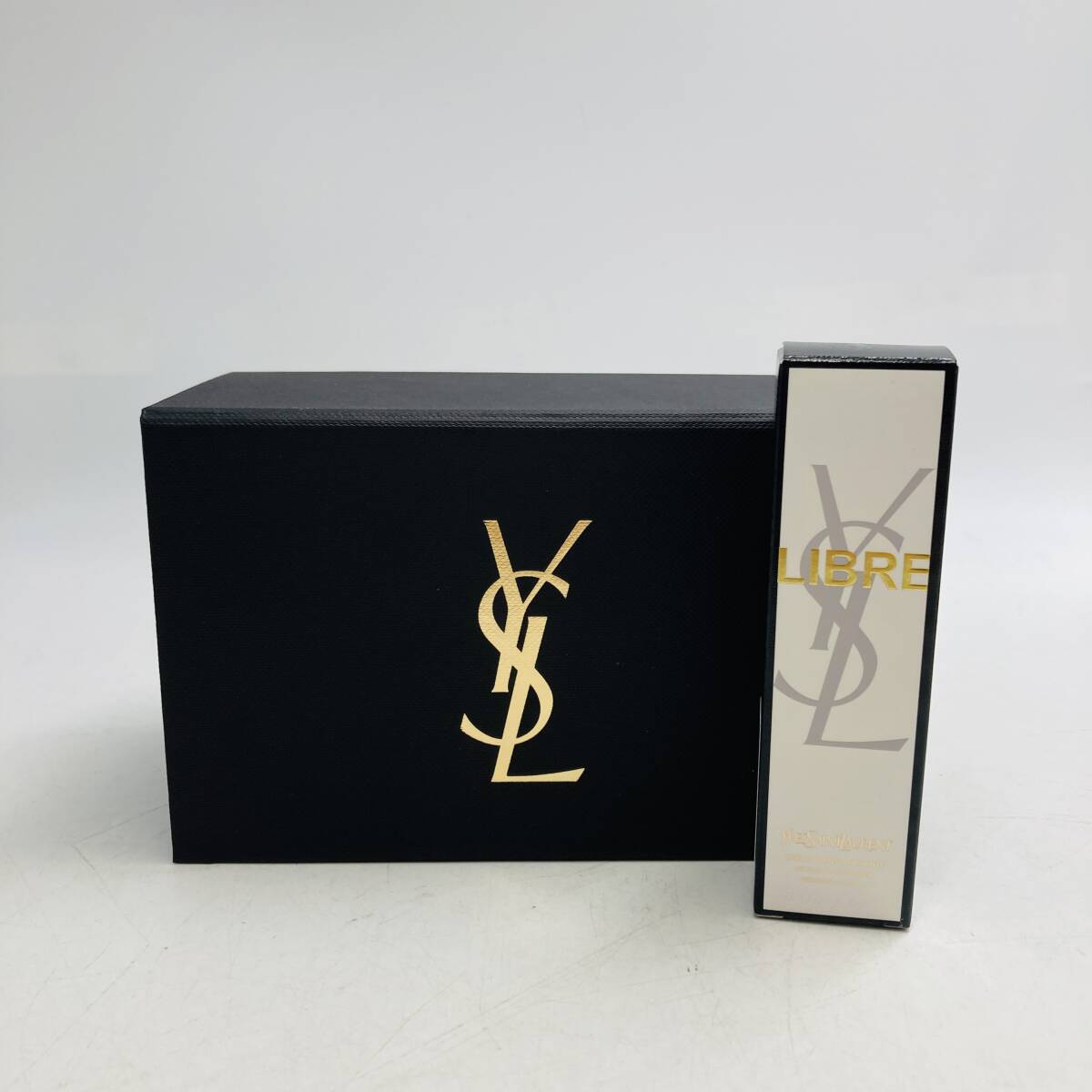 【7470】未使用品 イヴ・サンローラン リブレ ハンドクリーム 30ml YSL サンローラン