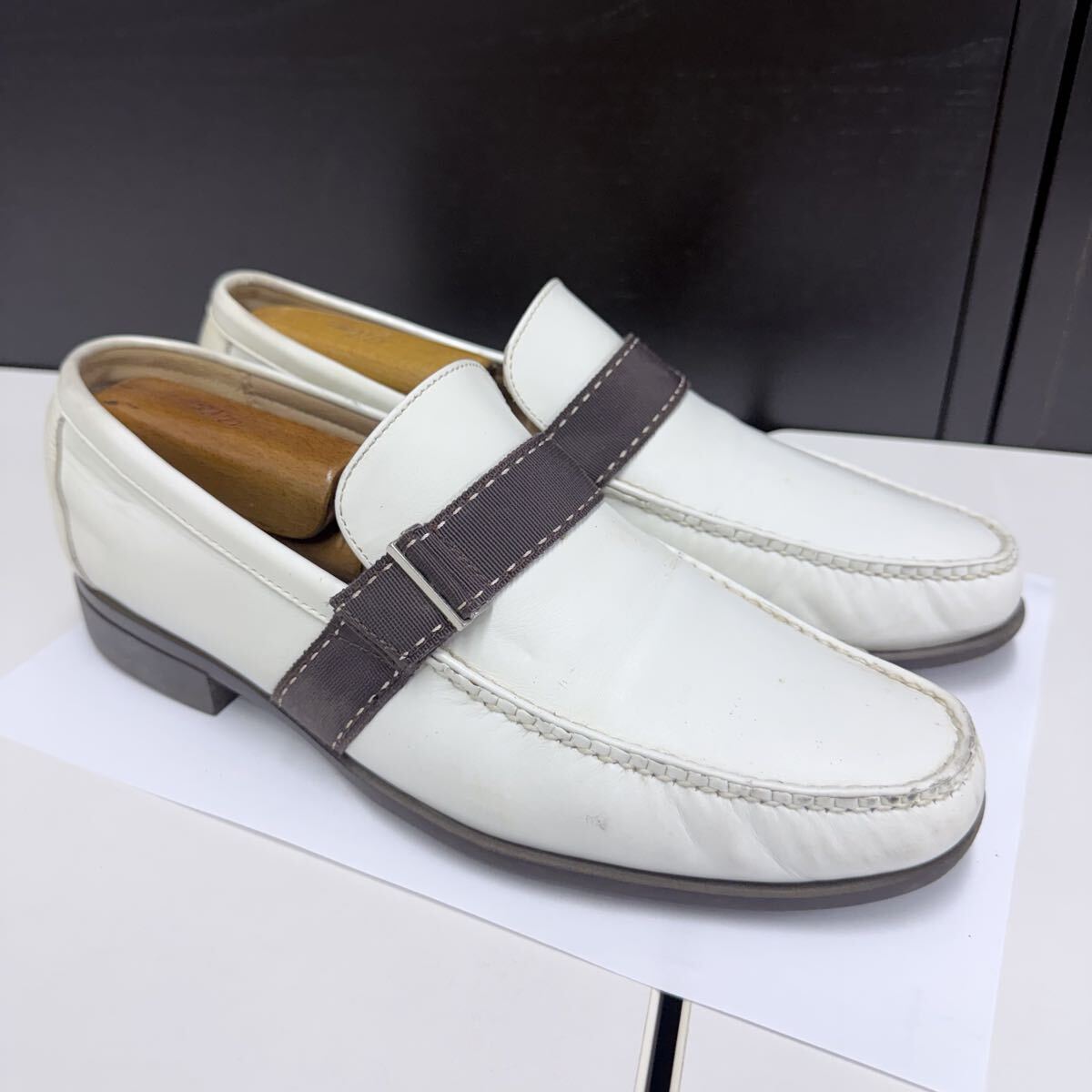 【REGAL】リーガル ホワイト 白 レザー 革靴 ローファー ビジネスシューズ スリッポン 25ハーフサイズ ※最終価格