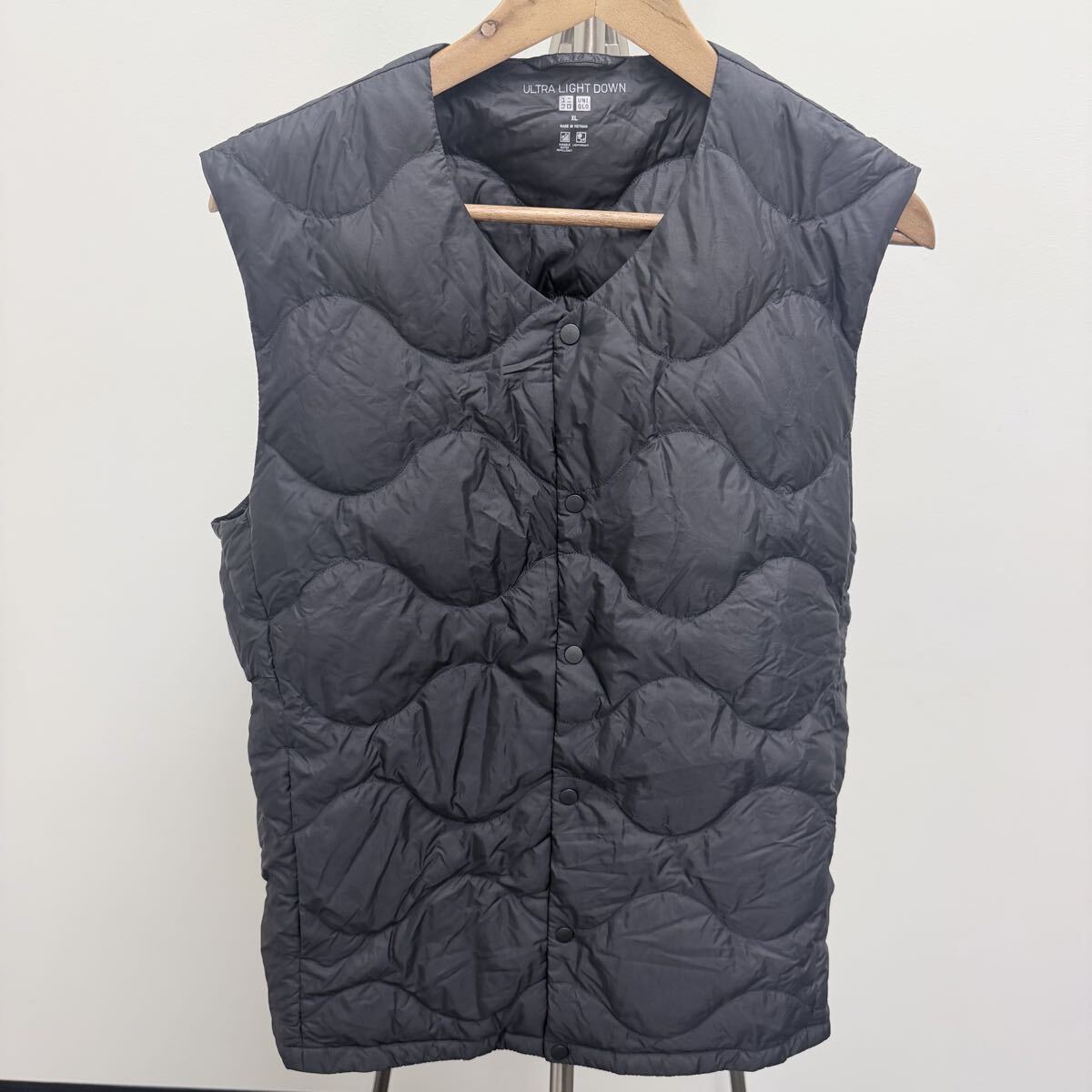 【ユニクロ】UNIQLO ウルトラライトダウンコンパクトベスト(ウェーブキルト) XLサイズ