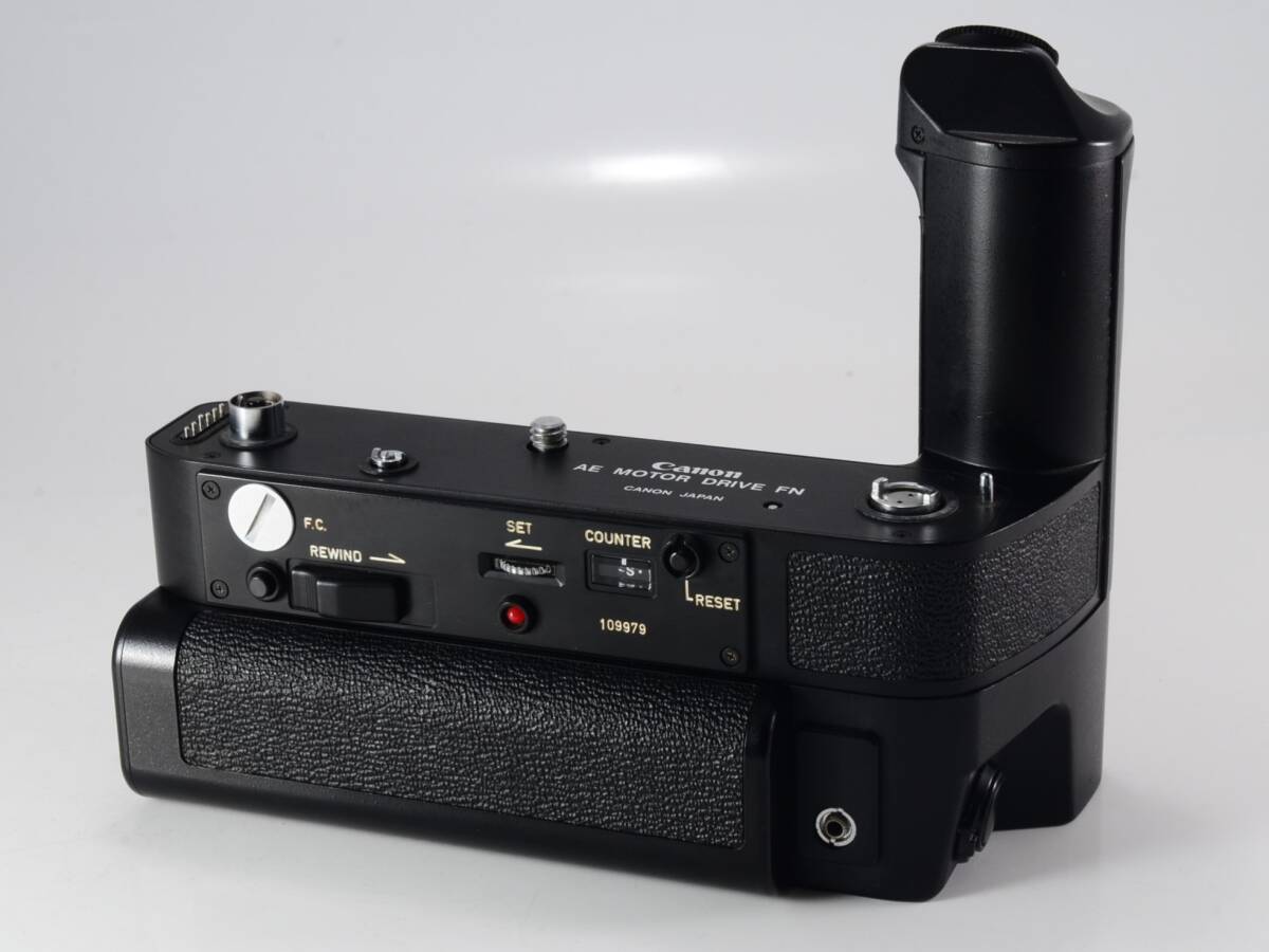 [ジャンク品] Canon（キャノン）AE MOTOR DRIVE FN / HIGH POWER Ni Cd PACK FN（60719）