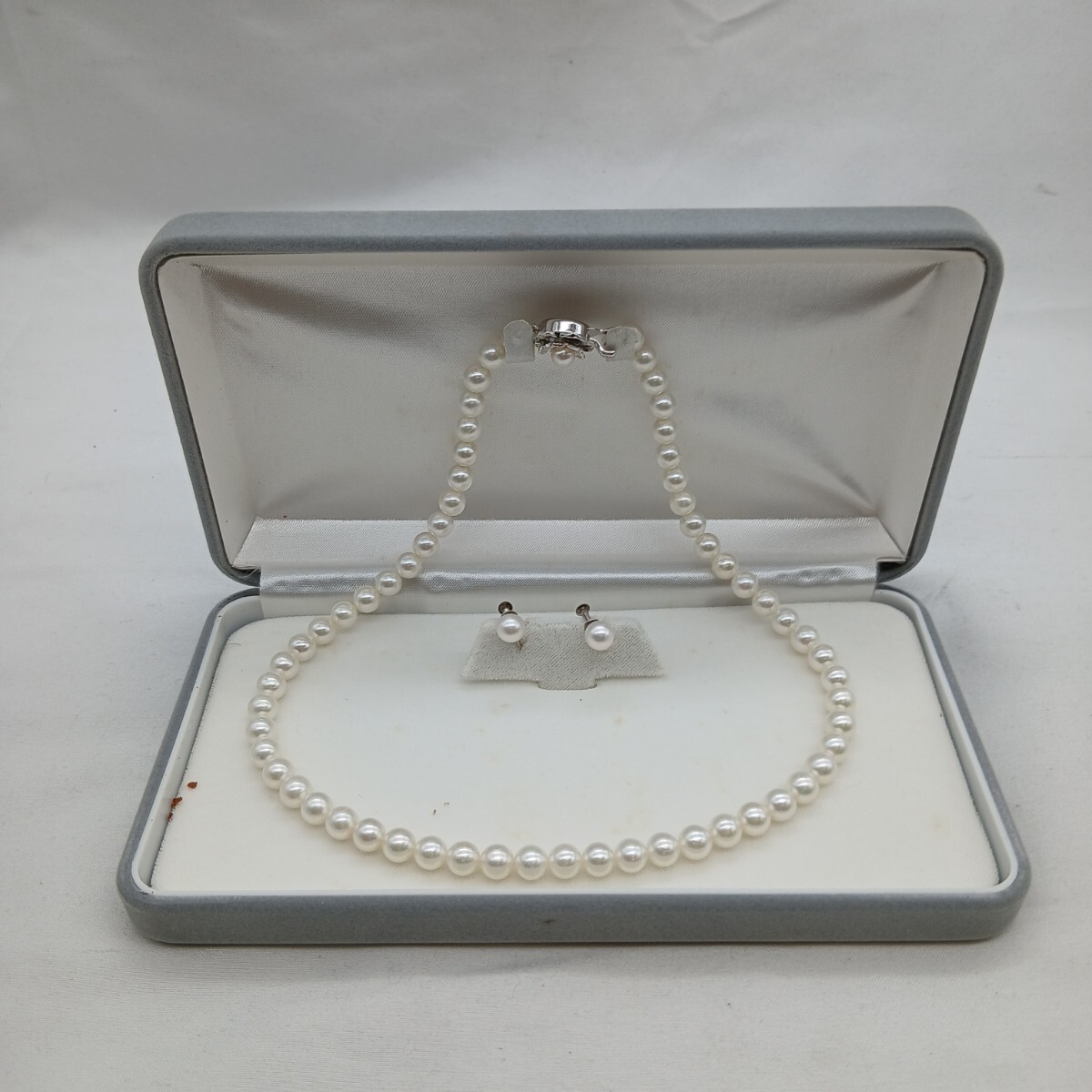 【X-11】 パール 真珠 ネックレス金具SILVER刻印 イヤリング金具Pt900刻印 刻印あり