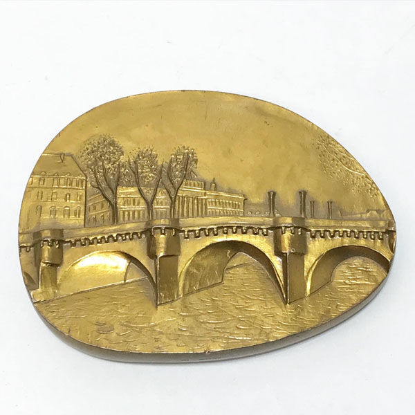 ■ ブロンズ ペーパーウェイト メダル パリ サイン入り ポンヌフ Jacques Birr (0990013486)