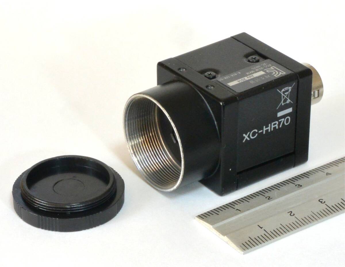 ★ ソニー/Sony　XC-HR70　白黒CCDカメラ　XGA　高解像度・高速プログレッシブスキャン　1/3”　FA用　Cマウント　動作確認　美品