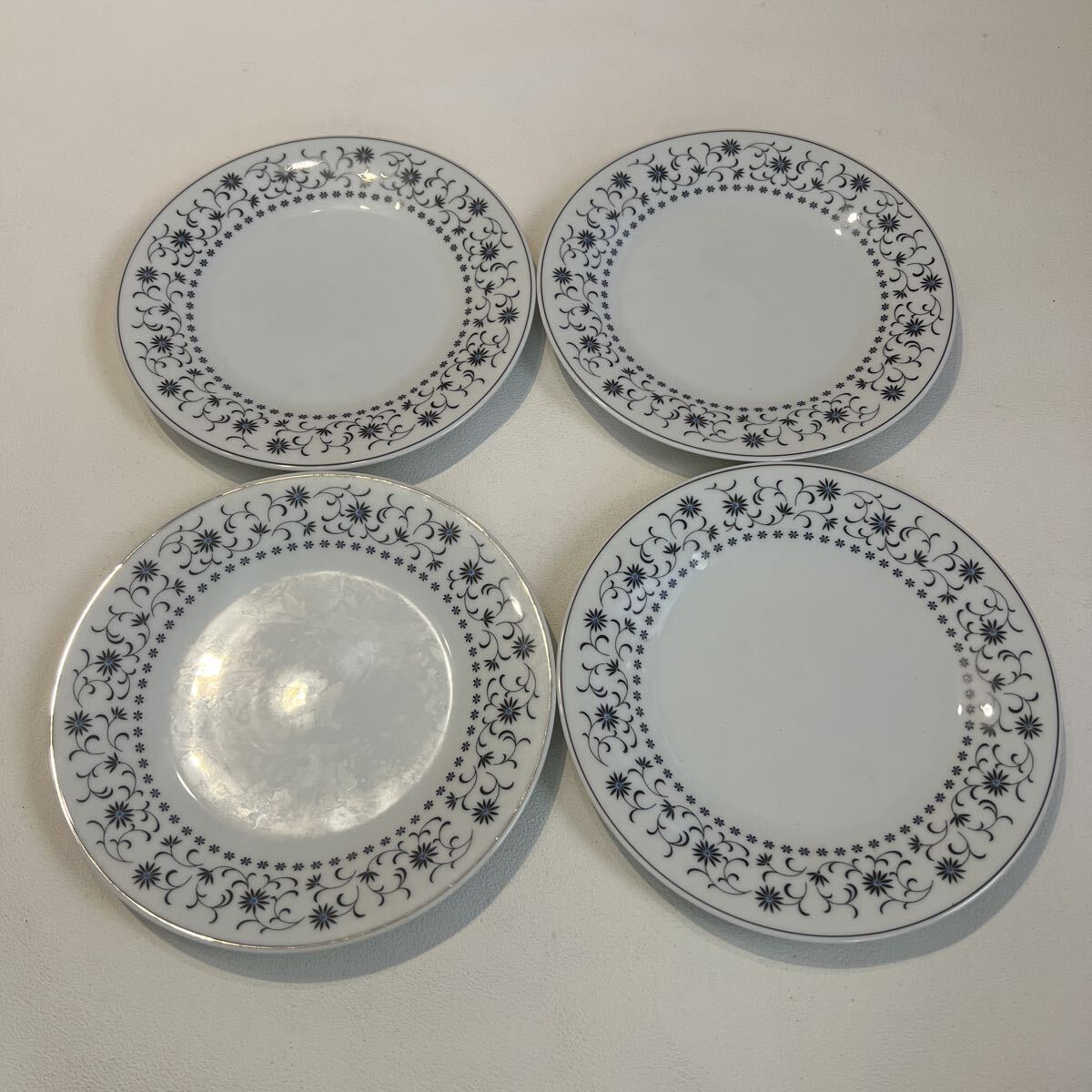 A558-80 ノリタケ シルバークイーンシリーズ ケーキ皿 取り皿 Noritake プレート 洋食器 昭和レトロ食器 食器 長期保管品 汚れあり 花柄