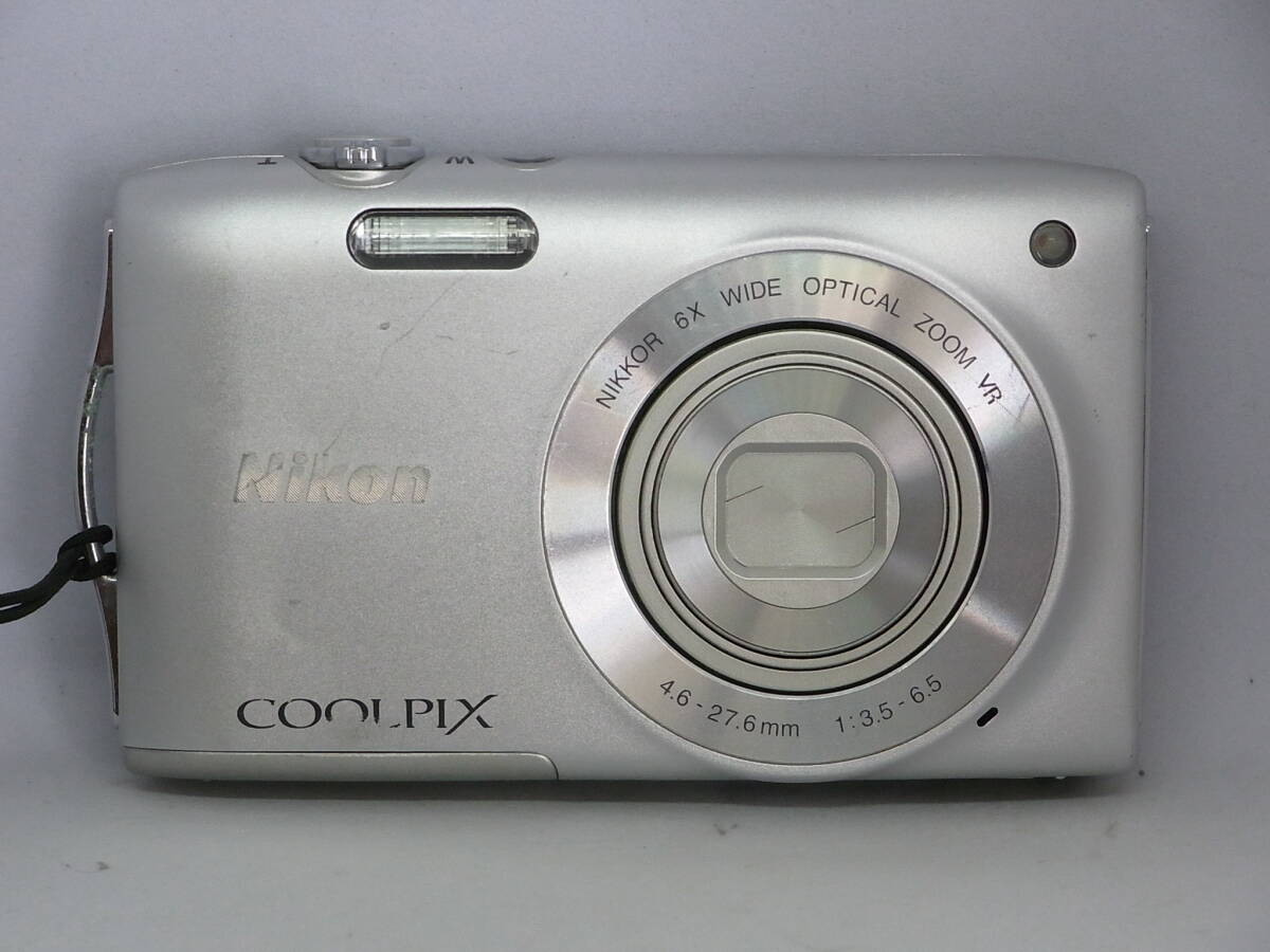 ◆◆ ニコン Nikon コンパクトデジタルカメラ COOLPIX Ｓ３３００ ◆◆