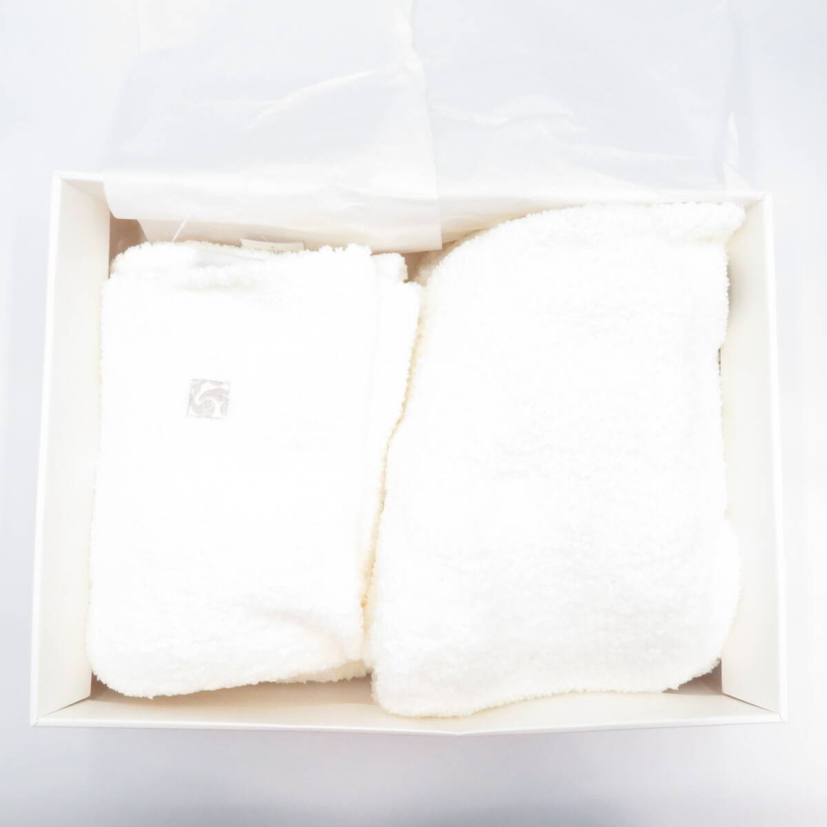 服◆Kashwere カシウエア ボーイフレンドカーディガン(Mサイズ)＆ブランケット クリーム色 2点セット 未使用品●S0595■