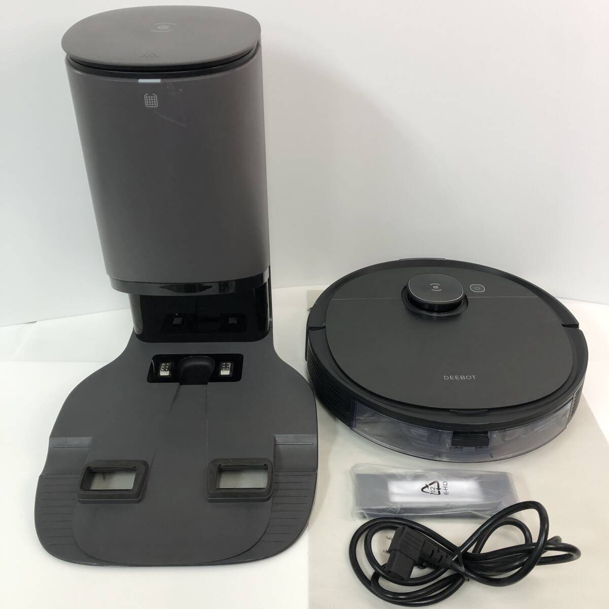 【即使用可能！】ECOVACS エコバックス 自動ゴミ収集スタンド付き OZMO T8 AIVI+CH1918 黒　ジャンク　#000409（160）