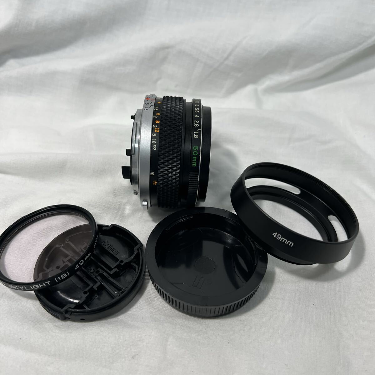  オリンパス OLYMPUS OM 50mm F1.8 花形 金属メタルフード付 美品