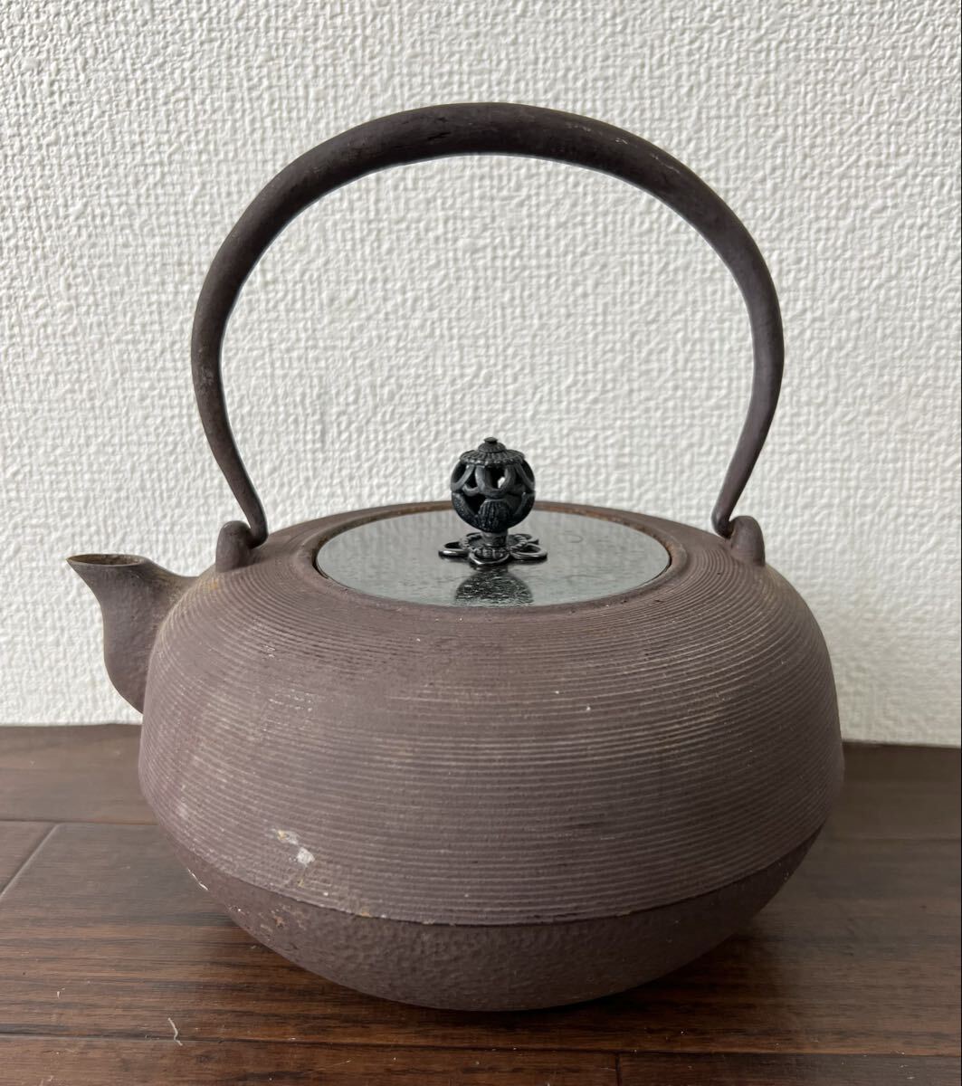 鉄瓶 鉄製 湯沸 茶道具 茶器 煎茶道具 糸目鉄瓶 銅蓋 重さ約 1913g 中古 