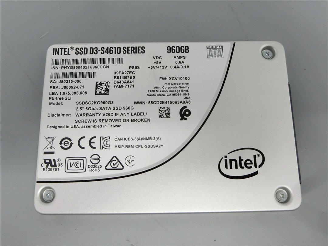 中古品　動作確認済み　Intel SSD　D3-S4610 　SERIES　SSD960GB　SATA 2.5 inch 　　送料無料