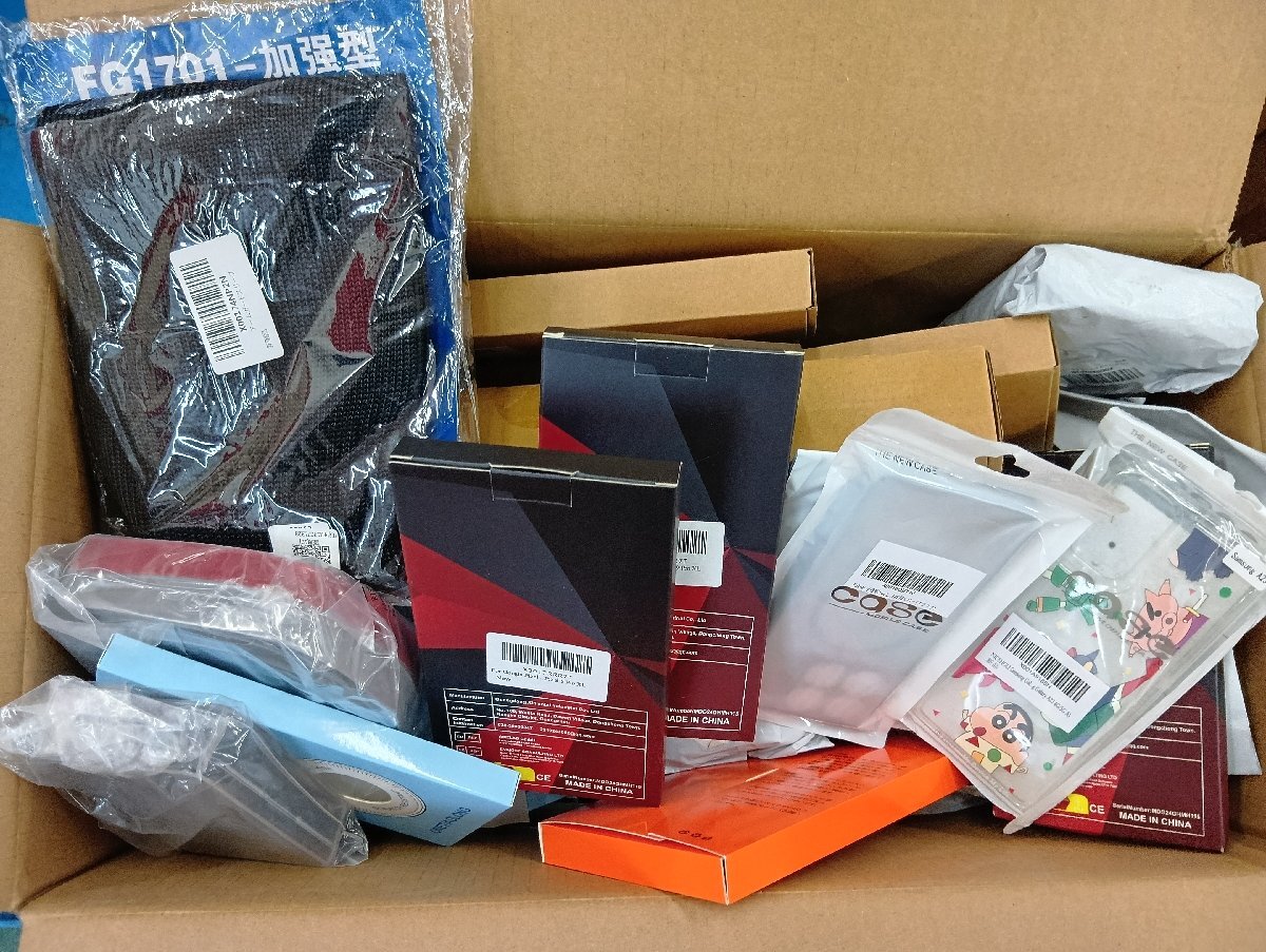 03-04-124 ★AH【送料無料】 スマホアクセサリー ケース フィルター 雑貨 など 大量 まとめ売り 未使用品