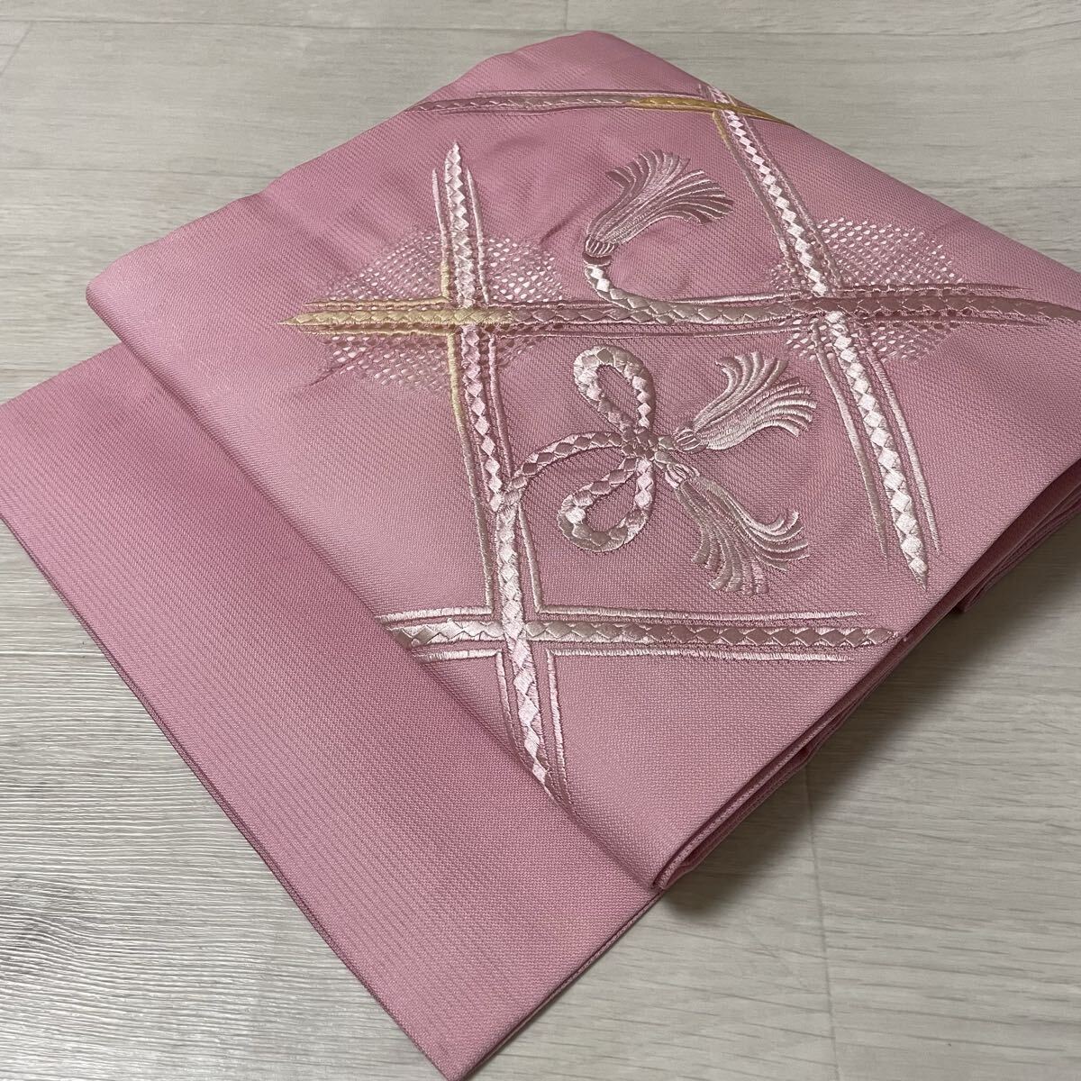 名古屋帯 絽織 刺繍にドロンワーク 斜め格子の組紐 九寸 正絹 着物 B-4008