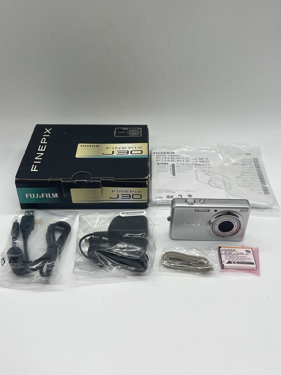 【未使用】FUJIFILM FinePix J30 シルバー 元箱付 付属品完備 動作確認済み コンパクトデジタルカメラ